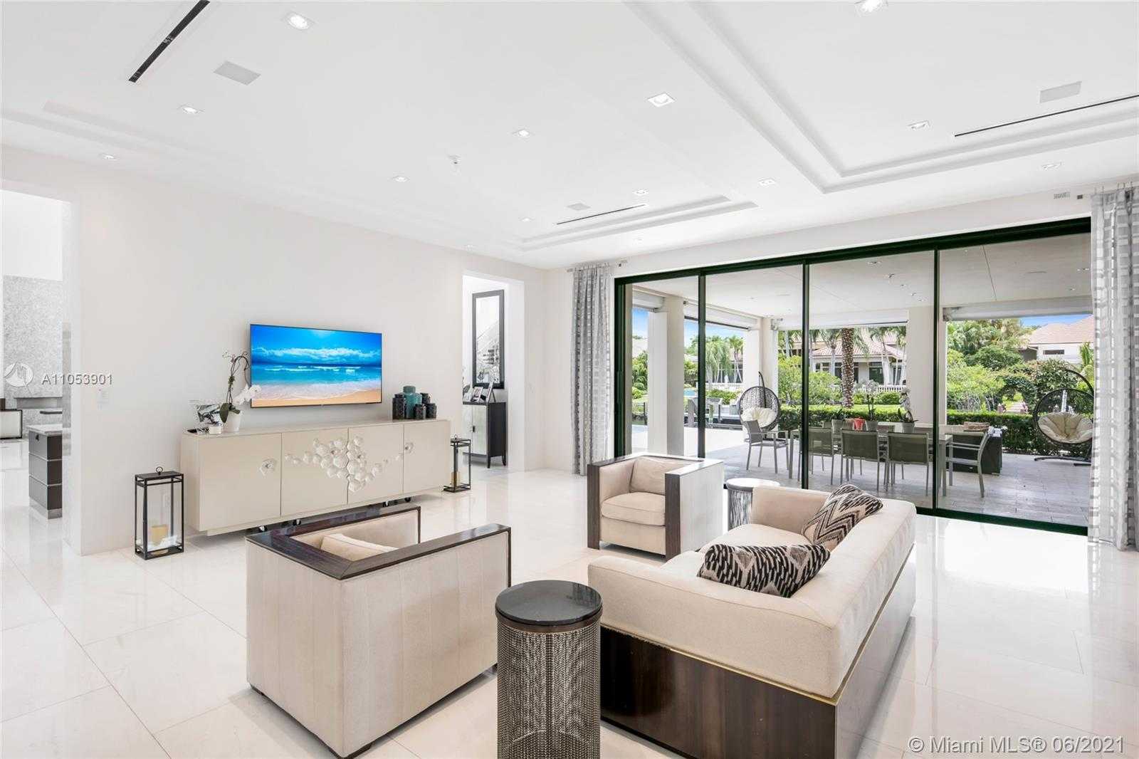 Small Image of 13843 LE BATEAU ISLES, Palm Beach Gardens Number 30