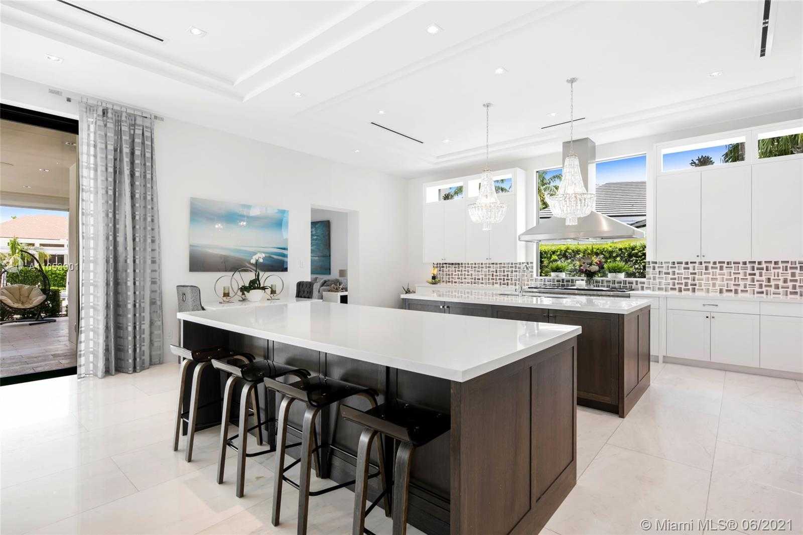 Small Image of 13843 LE BATEAU ISLES, Palm Beach Gardens Number 31