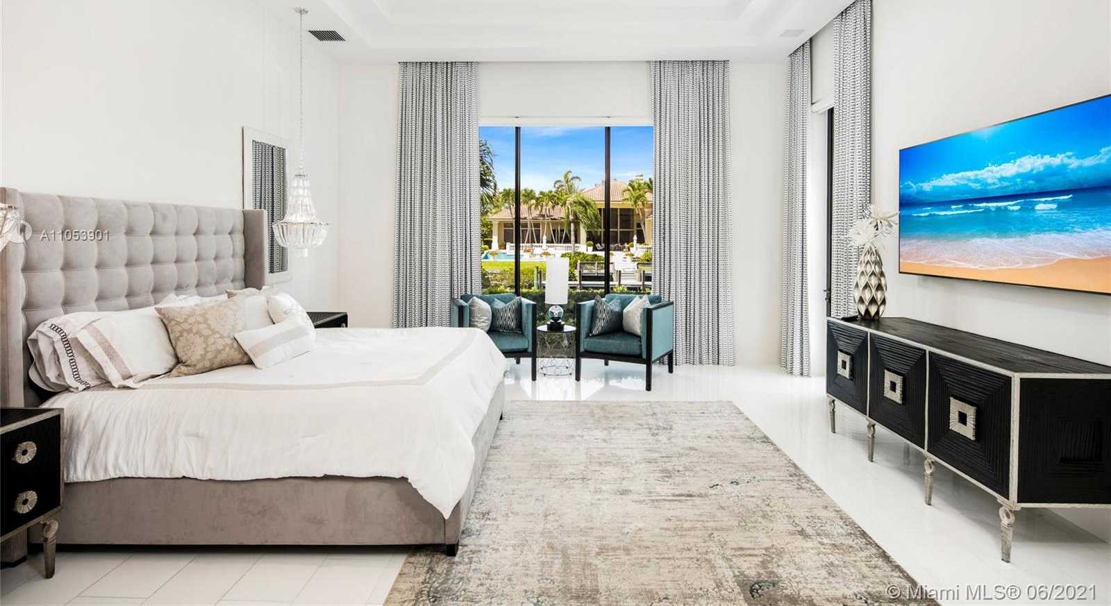 Small Image of 13843 LE BATEAU ISLES, Palm Beach Gardens Number 37