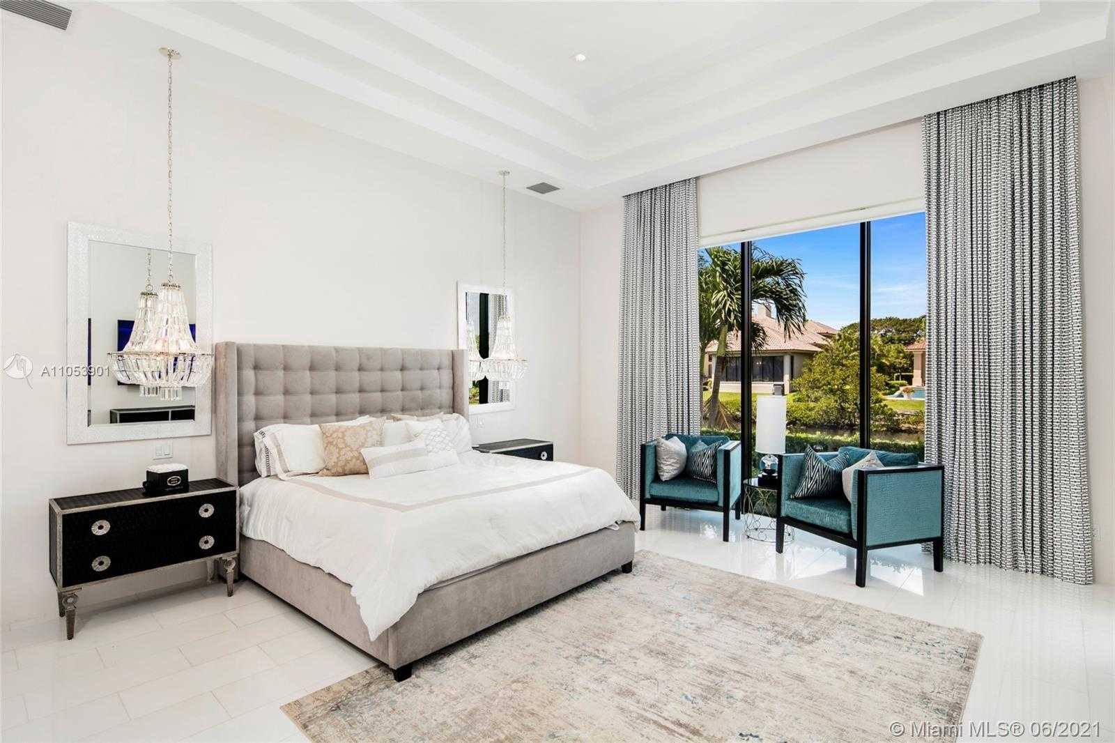 Small Image of 13843 LE BATEAU ISLES, Palm Beach Gardens Number 38