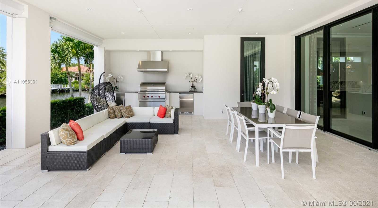 Small Image of 13843 LE BATEAU ISLES, Palm Beach Gardens Number 58