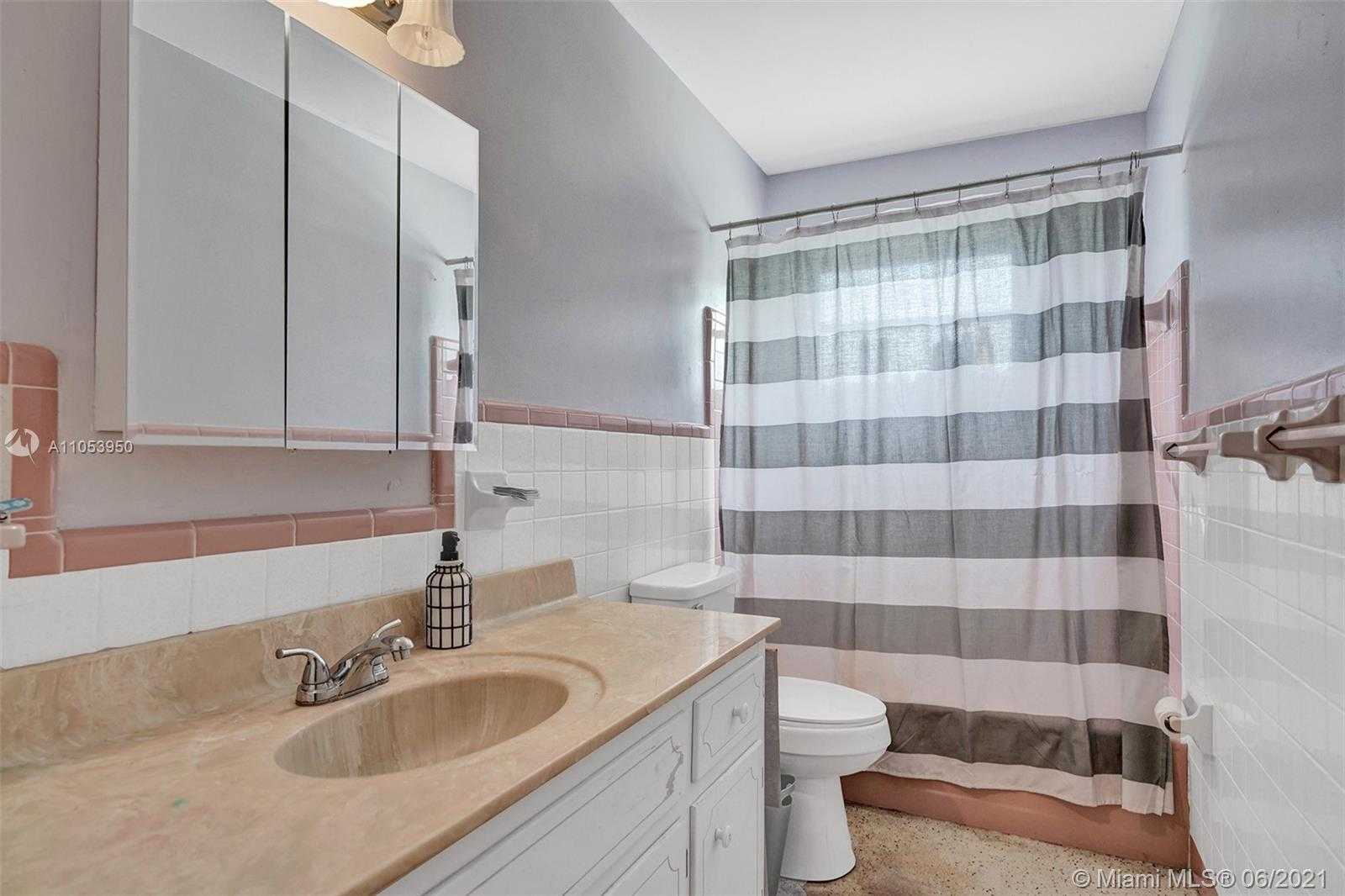 Small Image of 2031 NORTH EAST 56TH CT, Fort Lauderdale Number 17