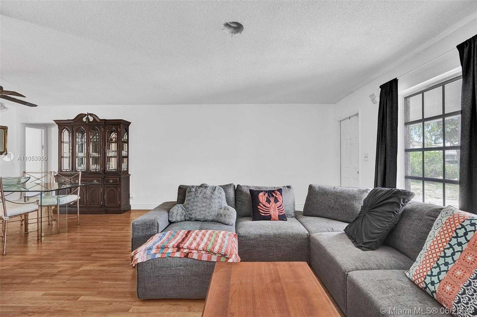 Small Image of 2031 NORTH EAST 56TH CT, Fort Lauderdale Number 5