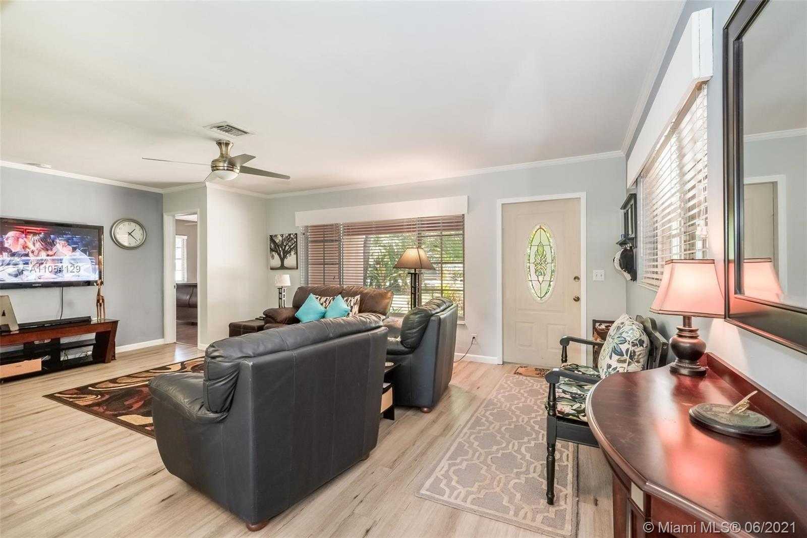 Small Image of 1559 NORTH EAST 38TH ST, Oakland Park Number 14