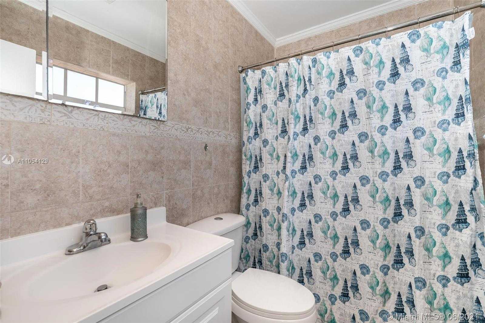 Small Image of 1559 NORTH EAST 38TH ST, Oakland Park Number 19