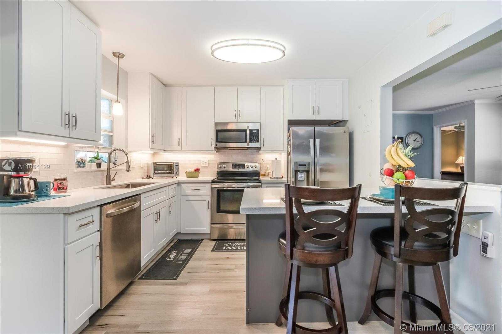 Small Image of 1559 NORTH EAST 38TH ST, Oakland Park Number 8
