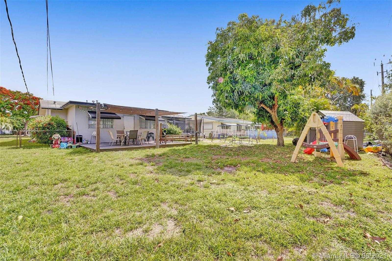 Small Image of 4208 WEST PARK RD, Hollywood Number 39