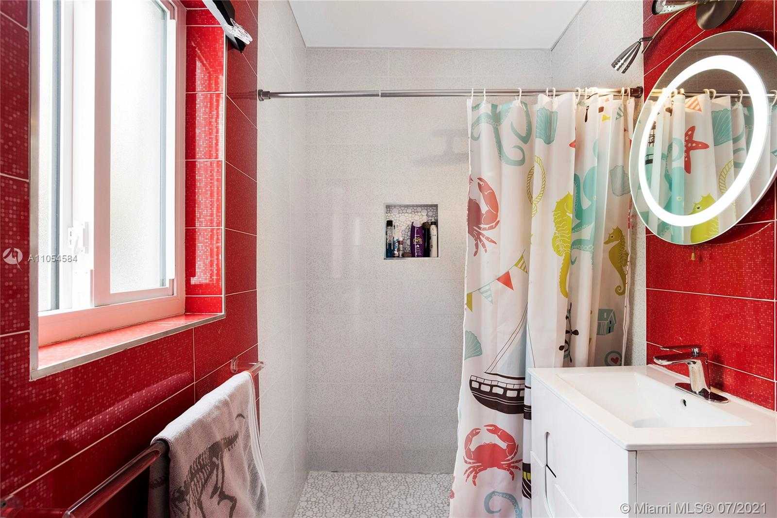 Small Image of 1740 71ST ST, Miami Beach Number 12