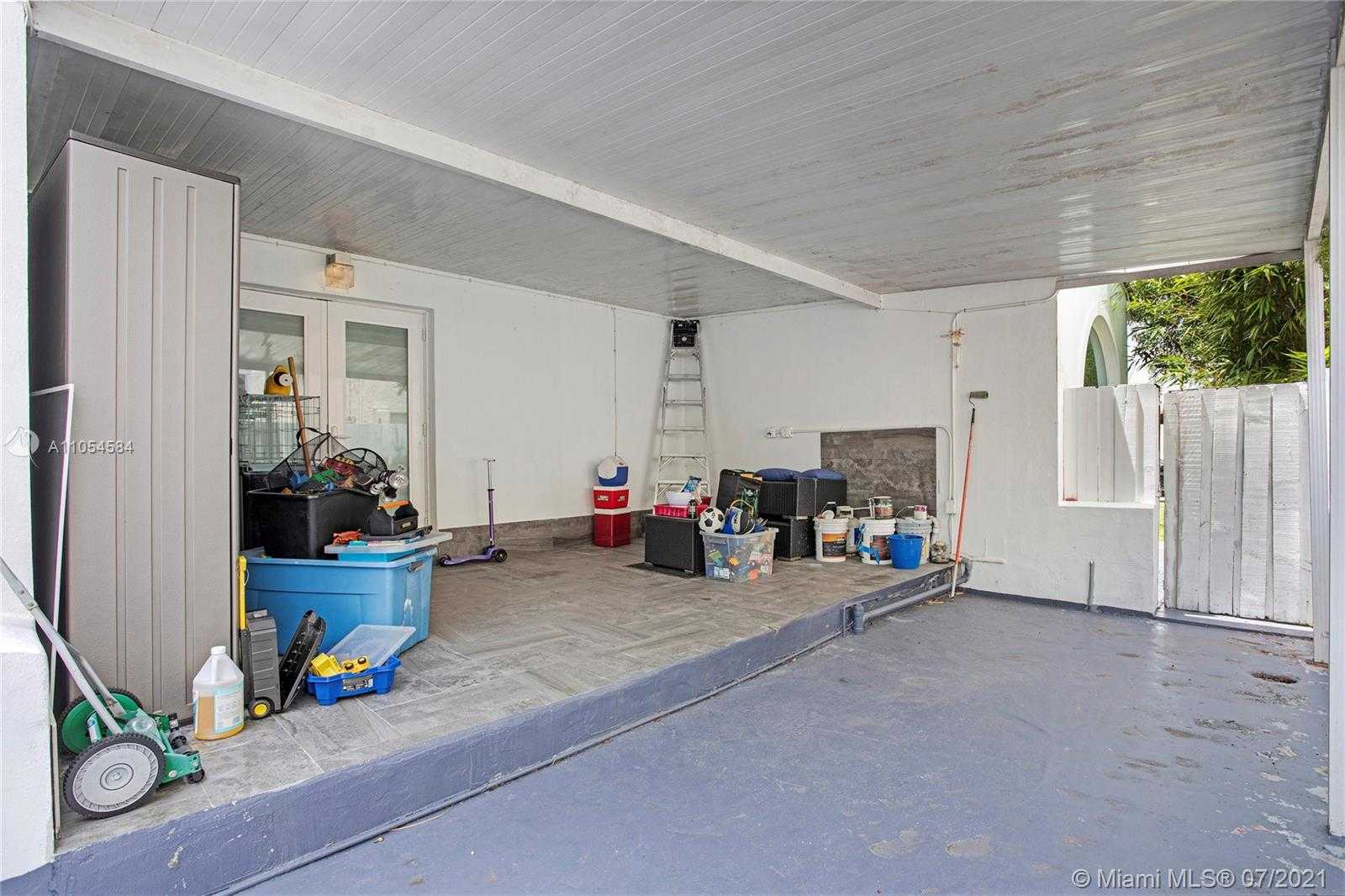 Small Image of 1740 71ST ST, Miami Beach Number 15