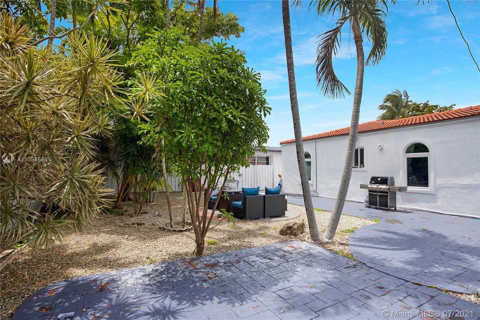 Small Image of 1740 71ST ST, Miami Beach Number 18
