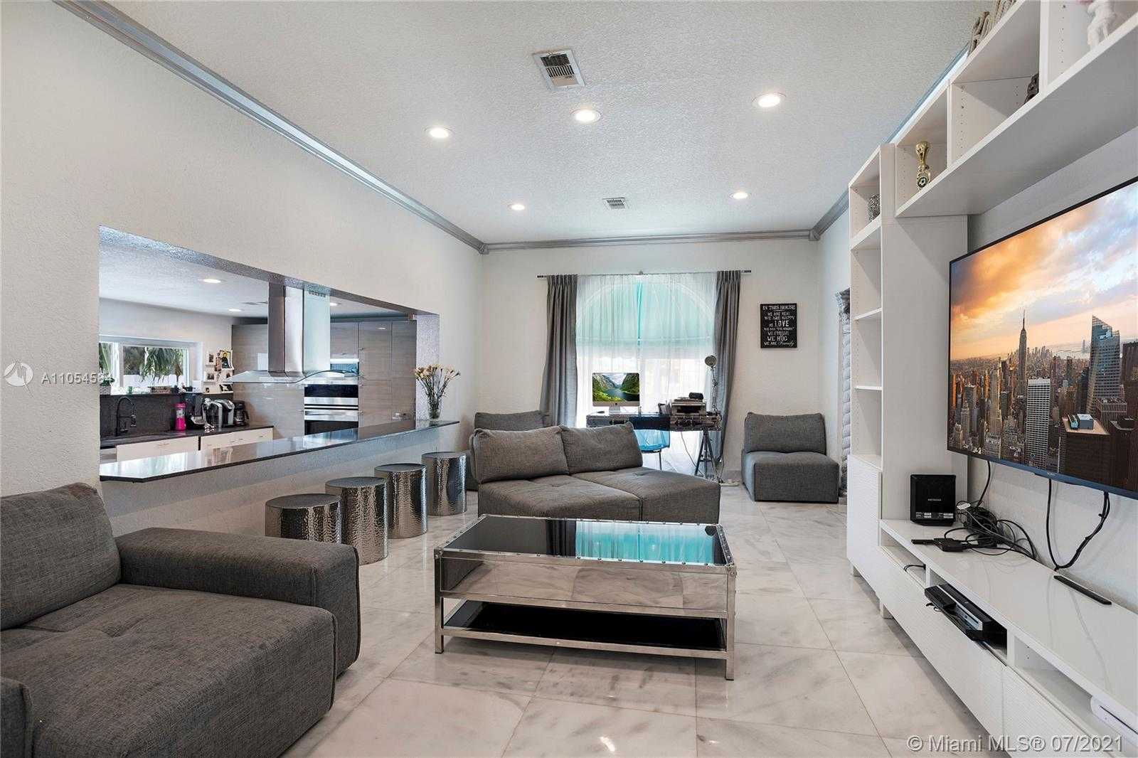 Small Image of 1740 71ST ST, Miami Beach Number 2