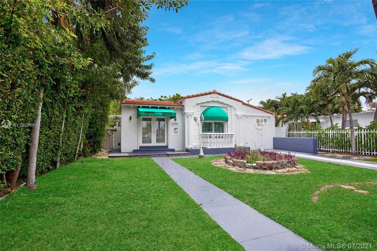 Small Image of 1740 71ST ST, Miami Beach Number 3