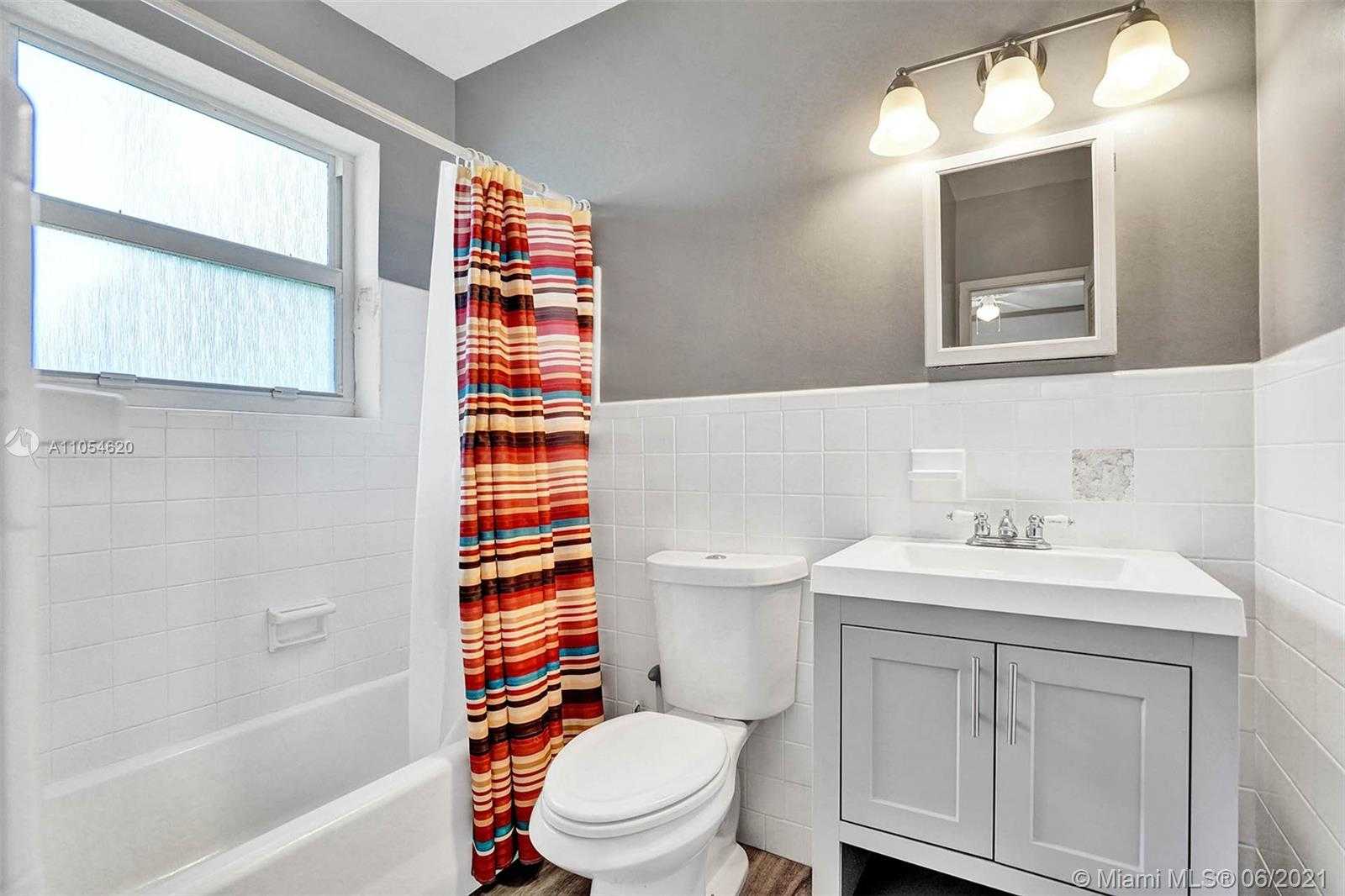 Small Image of 800 COONTIE CT, Fort Lauderdale Number 23
