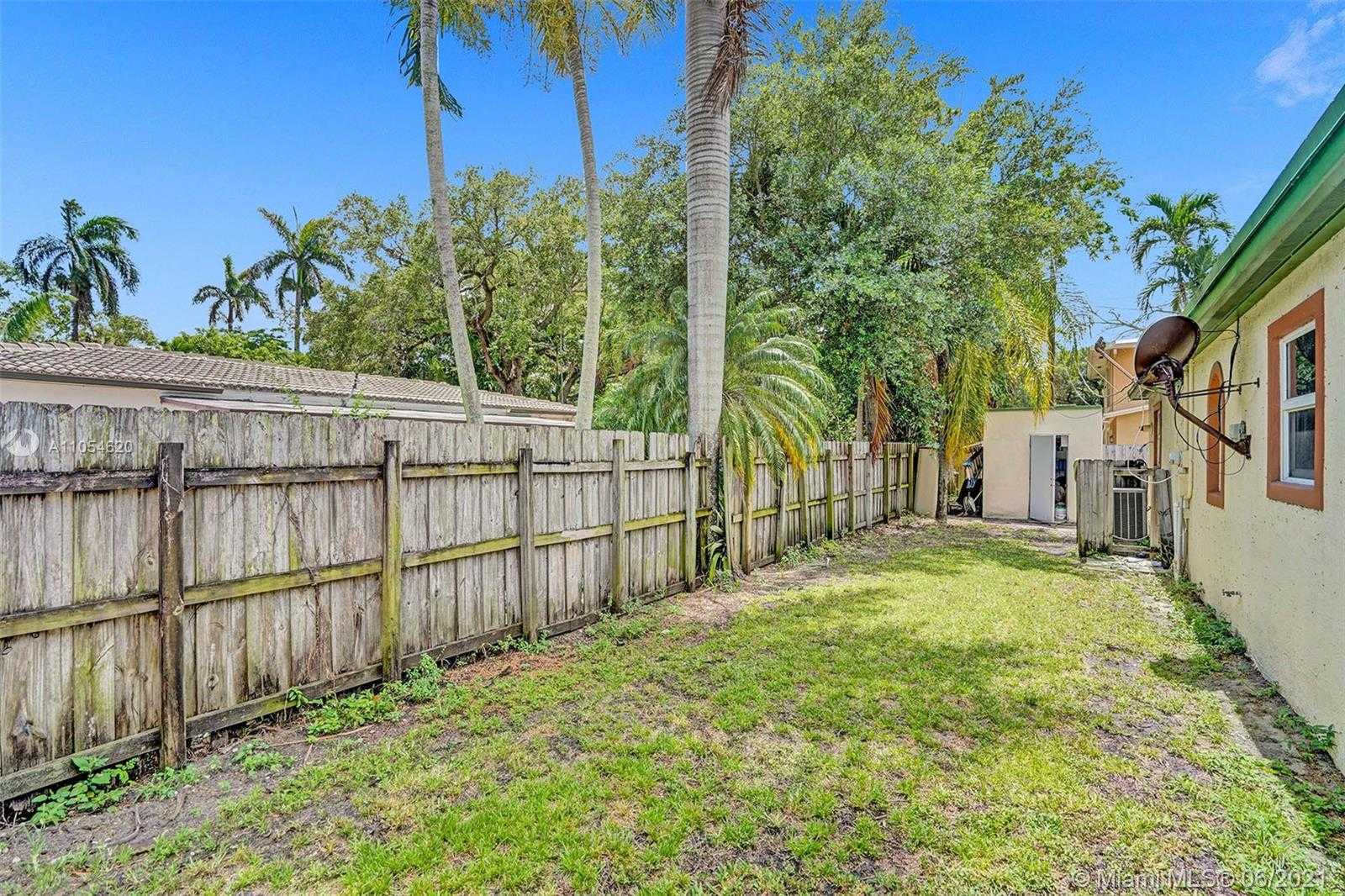 Small Image of 800 COONTIE CT, Fort Lauderdale Number 28