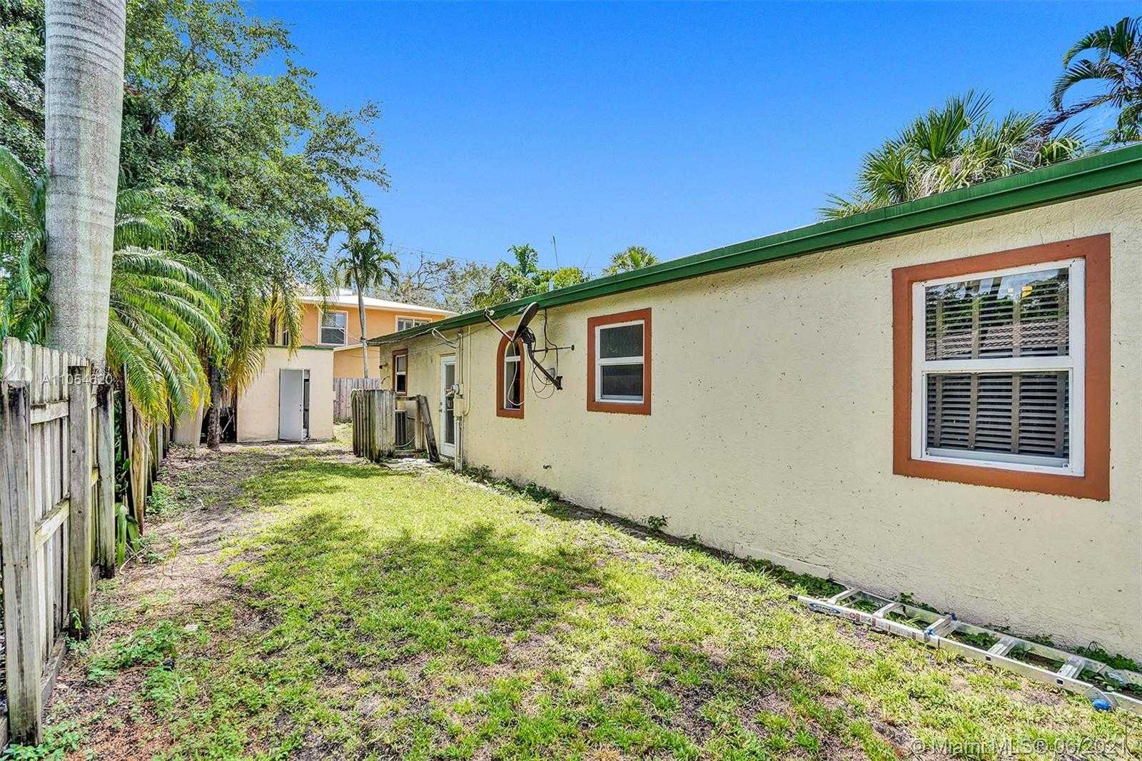 Small Image of 800 COONTIE CT, Fort Lauderdale Number 29