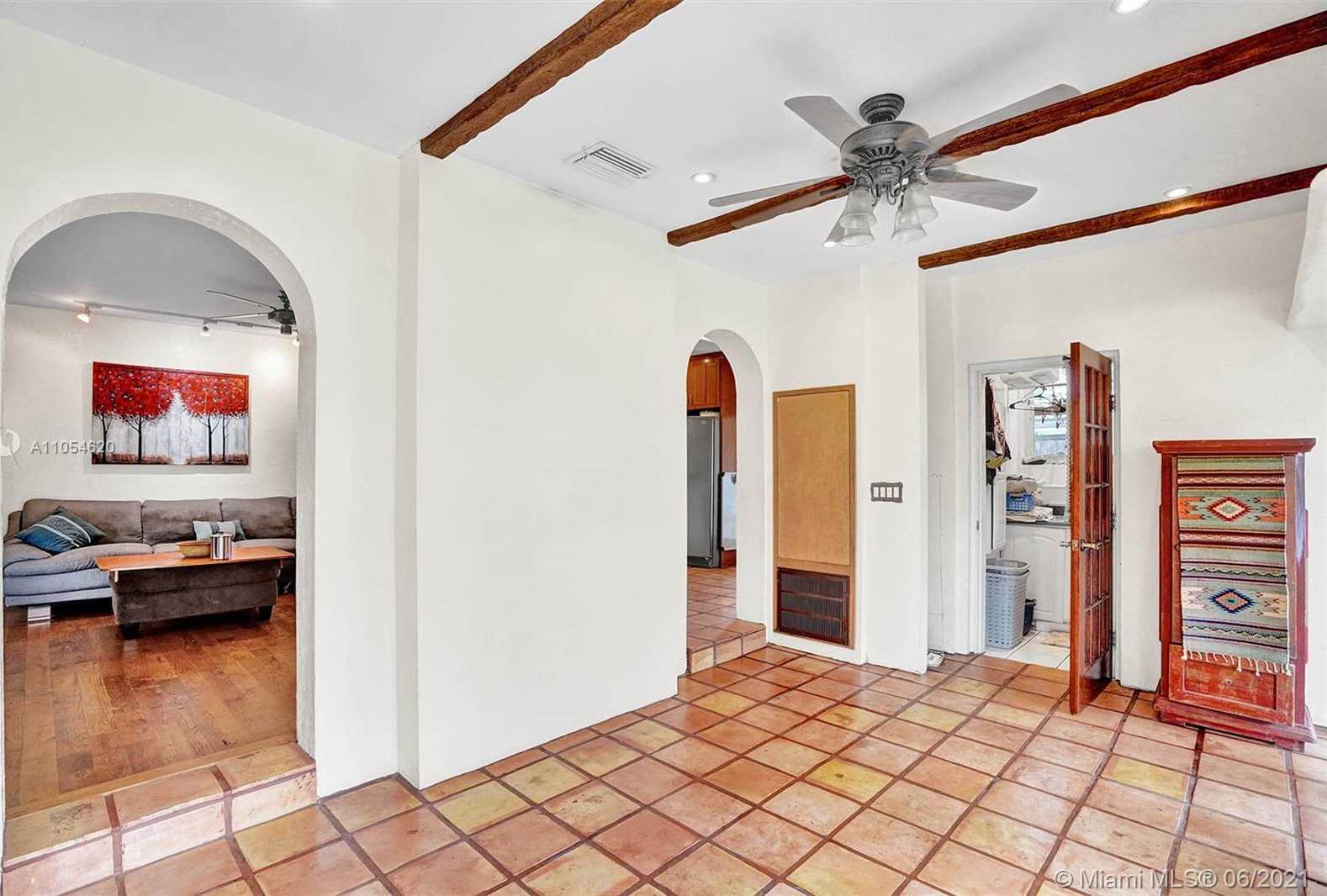 Small Image of 800 COONTIE CT, Fort Lauderdale Number 9