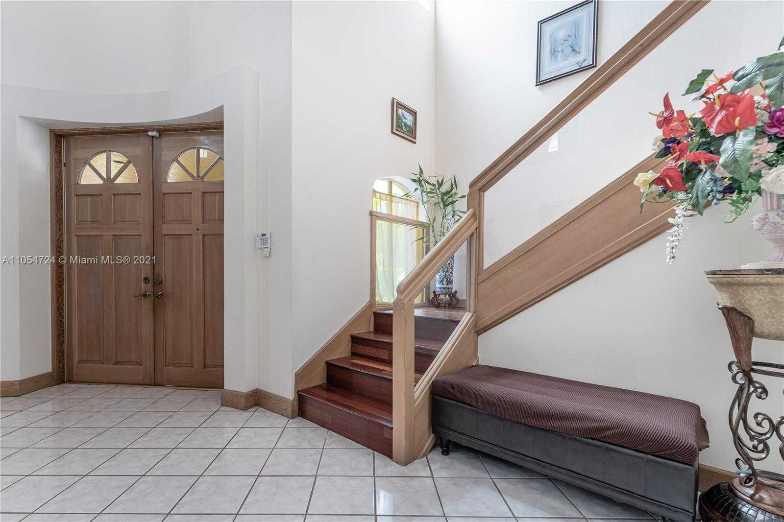 Small Image of 10800 SOUTH WEST 67TH AVE, Pinecrest Number 10