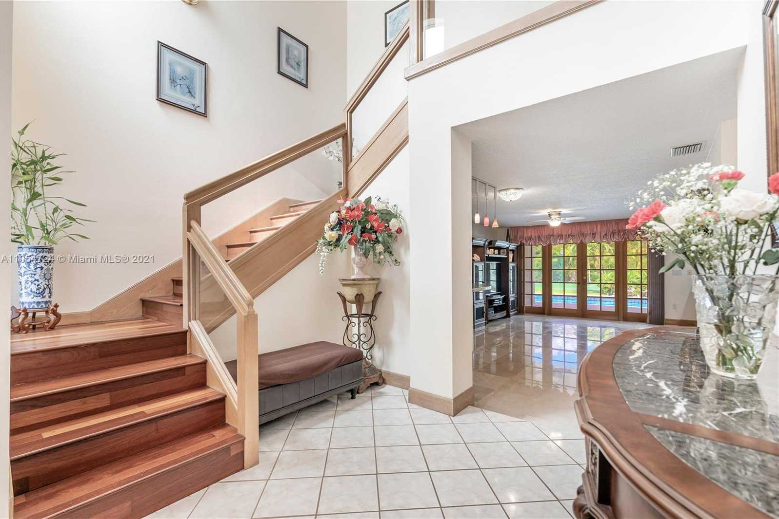 Small Image of 10800 SOUTH WEST 67TH AVE, Pinecrest Number 11