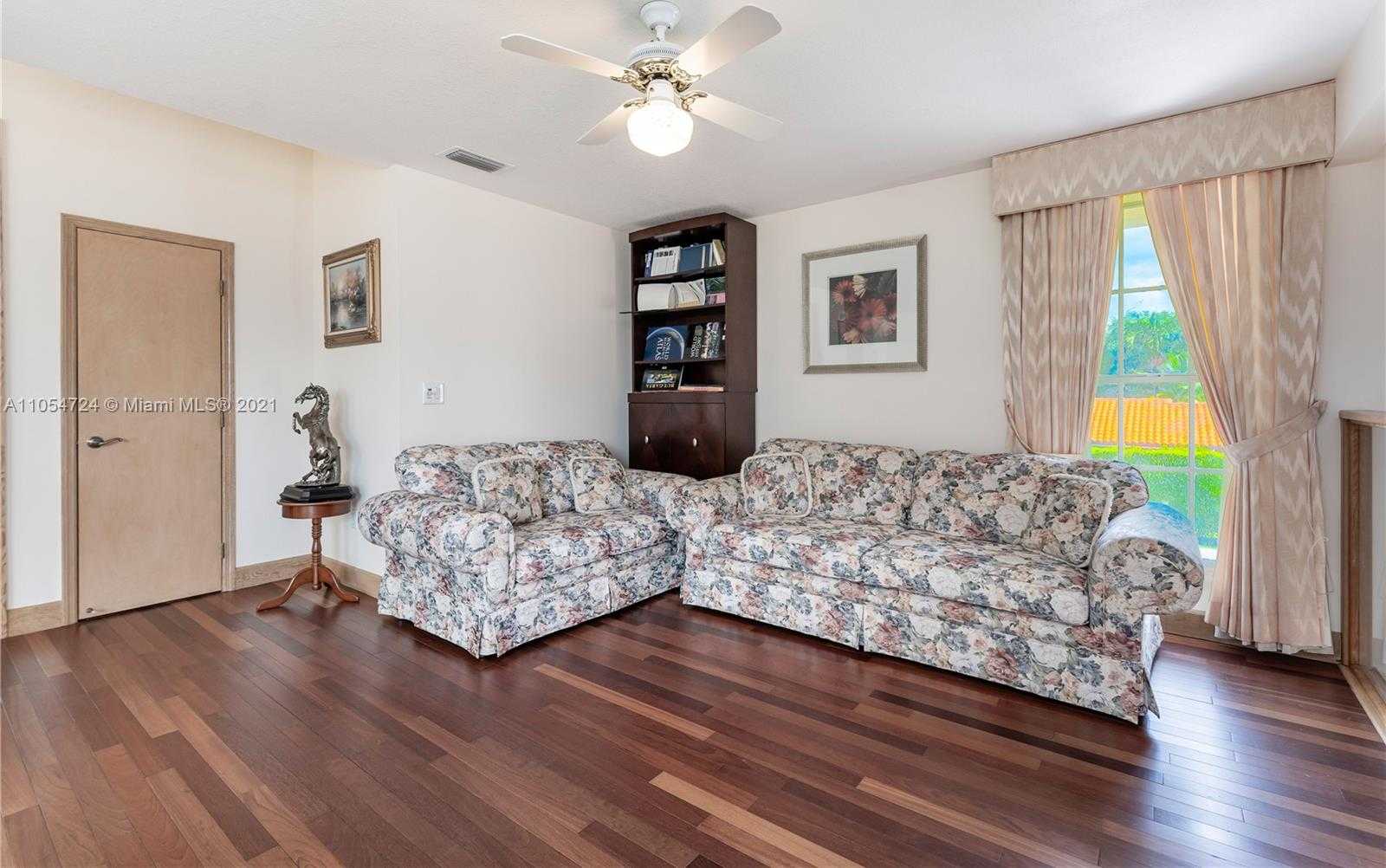 Small Image of 10800 SOUTH WEST 67TH AVE, Pinecrest Number 36