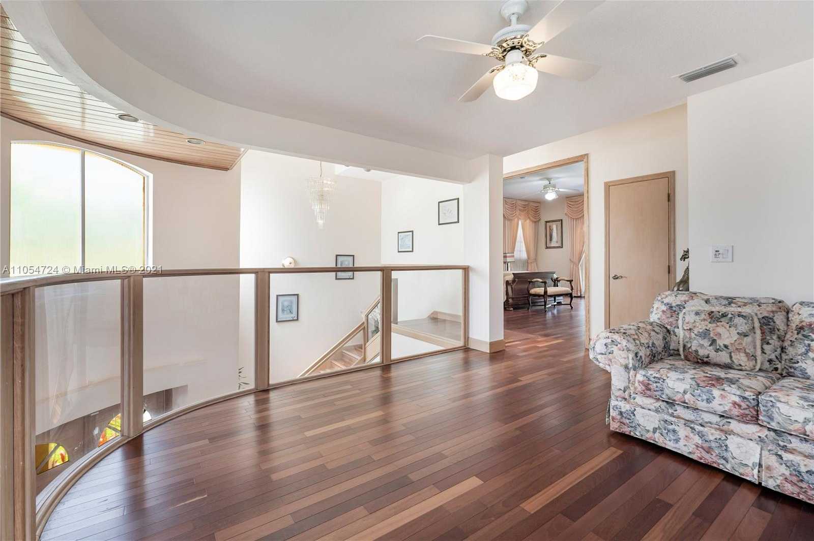 Small Image of 10800 SOUTH WEST 67TH AVE, Pinecrest Number 37