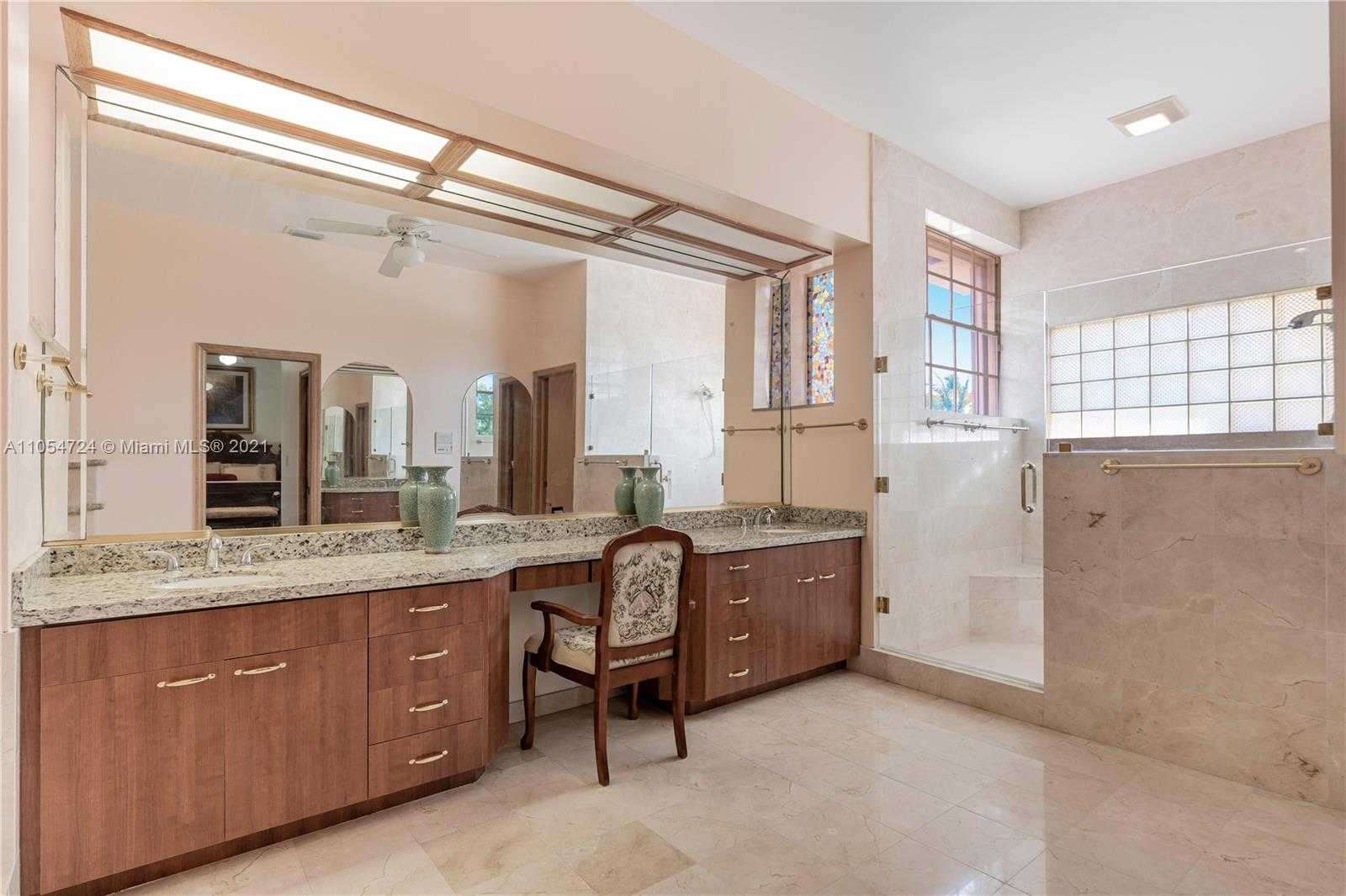 Small Image of 10800 SOUTH WEST 67TH AVE, Pinecrest Number 40