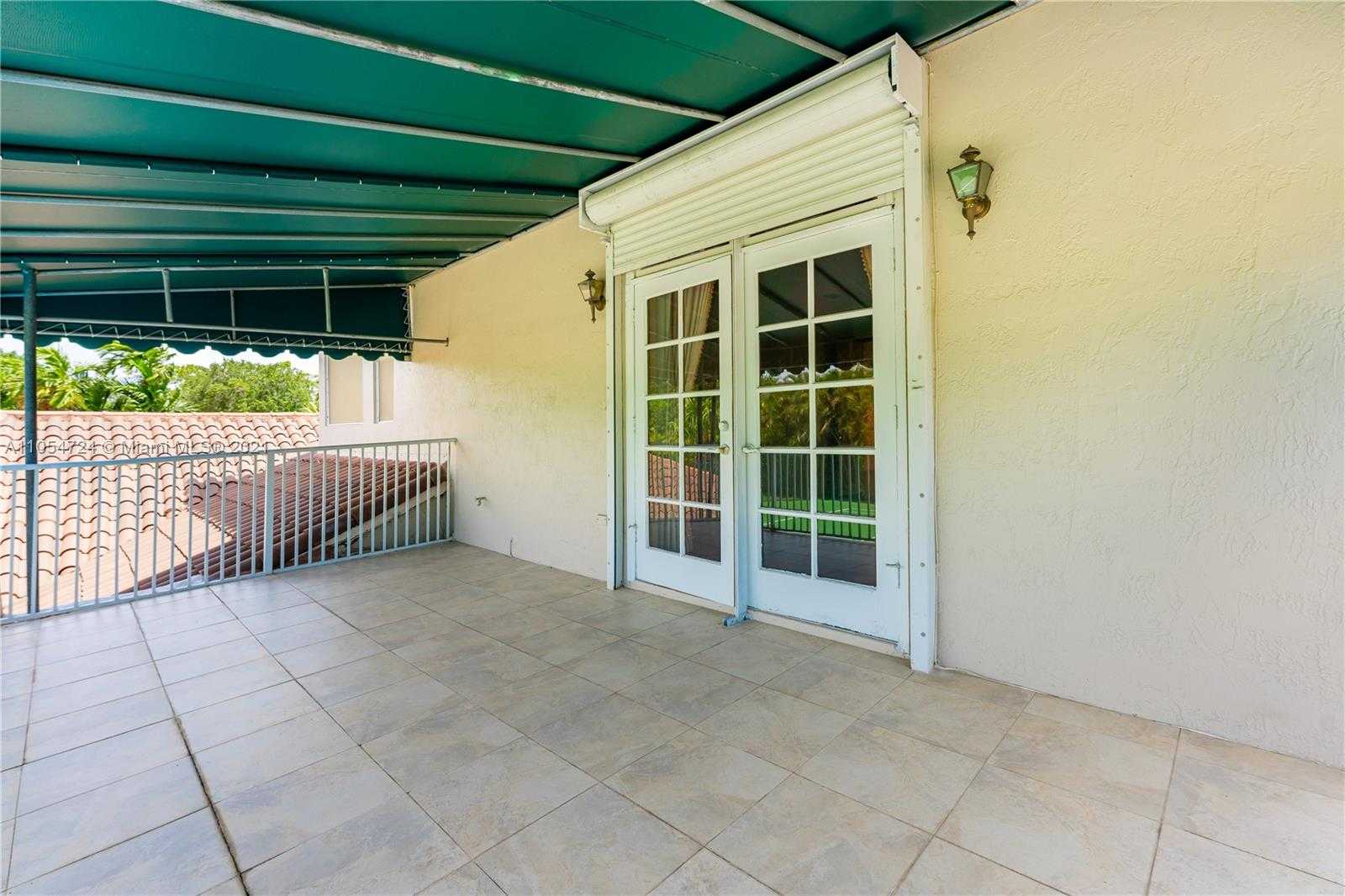 Small Image of 10800 SOUTH WEST 67TH AVE, Pinecrest Number 44