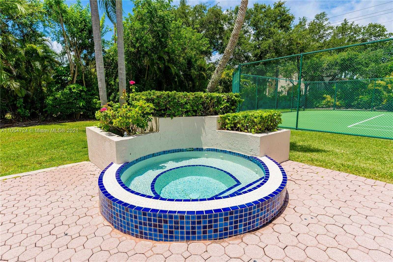 Small Image of 10800 SOUTH WEST 67TH AVE, Pinecrest Number 45