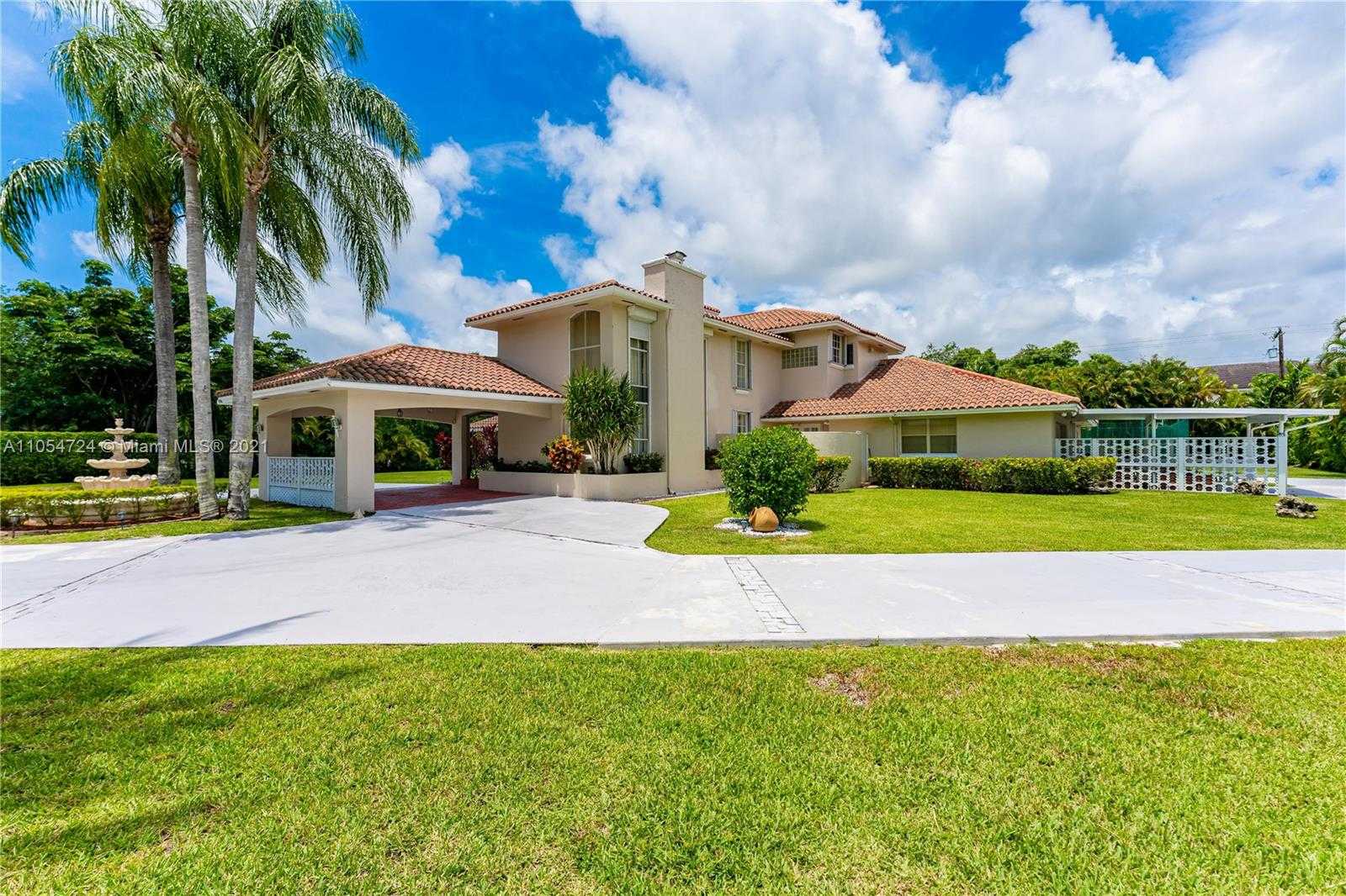 Small Image of 10800 SOUTH WEST 67TH AVE, Pinecrest Number 6