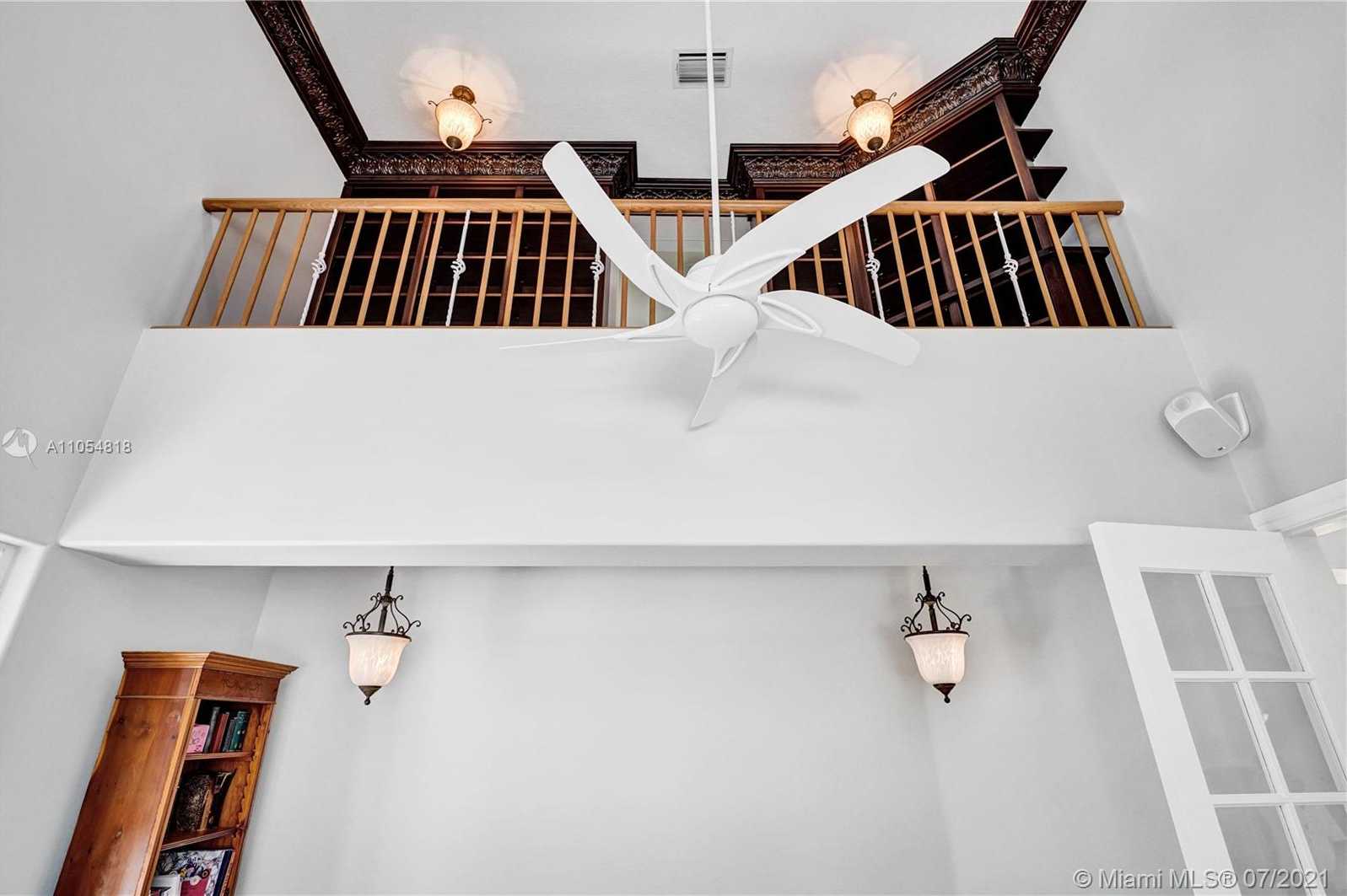 Small Image of 3205 HUNTER ROAD, Weston Number 14