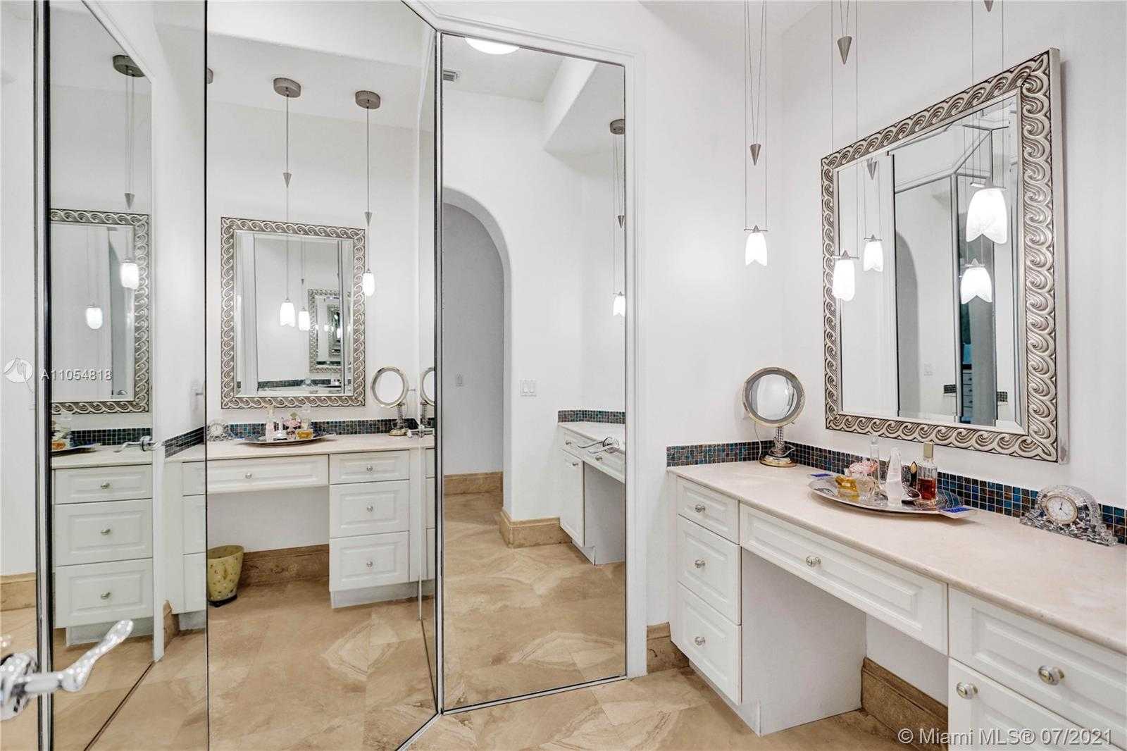 Small Image of 3205 HUNTER ROAD, Weston Number 26