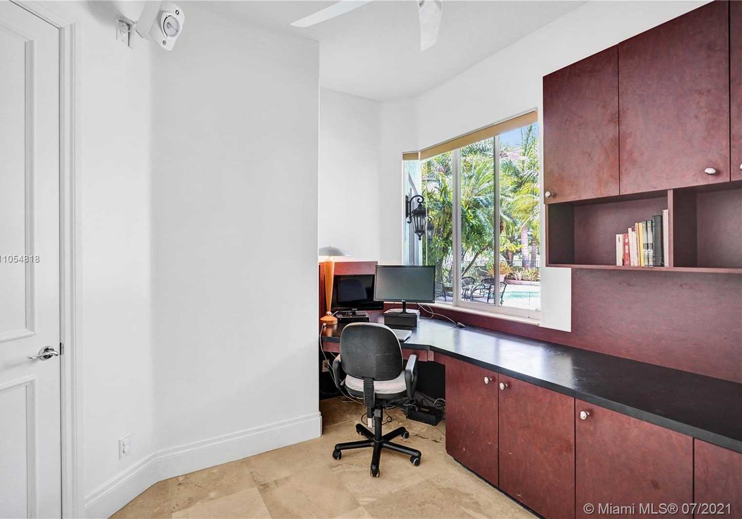 Small Image of 3205 HUNTER ROAD, Weston Number 35