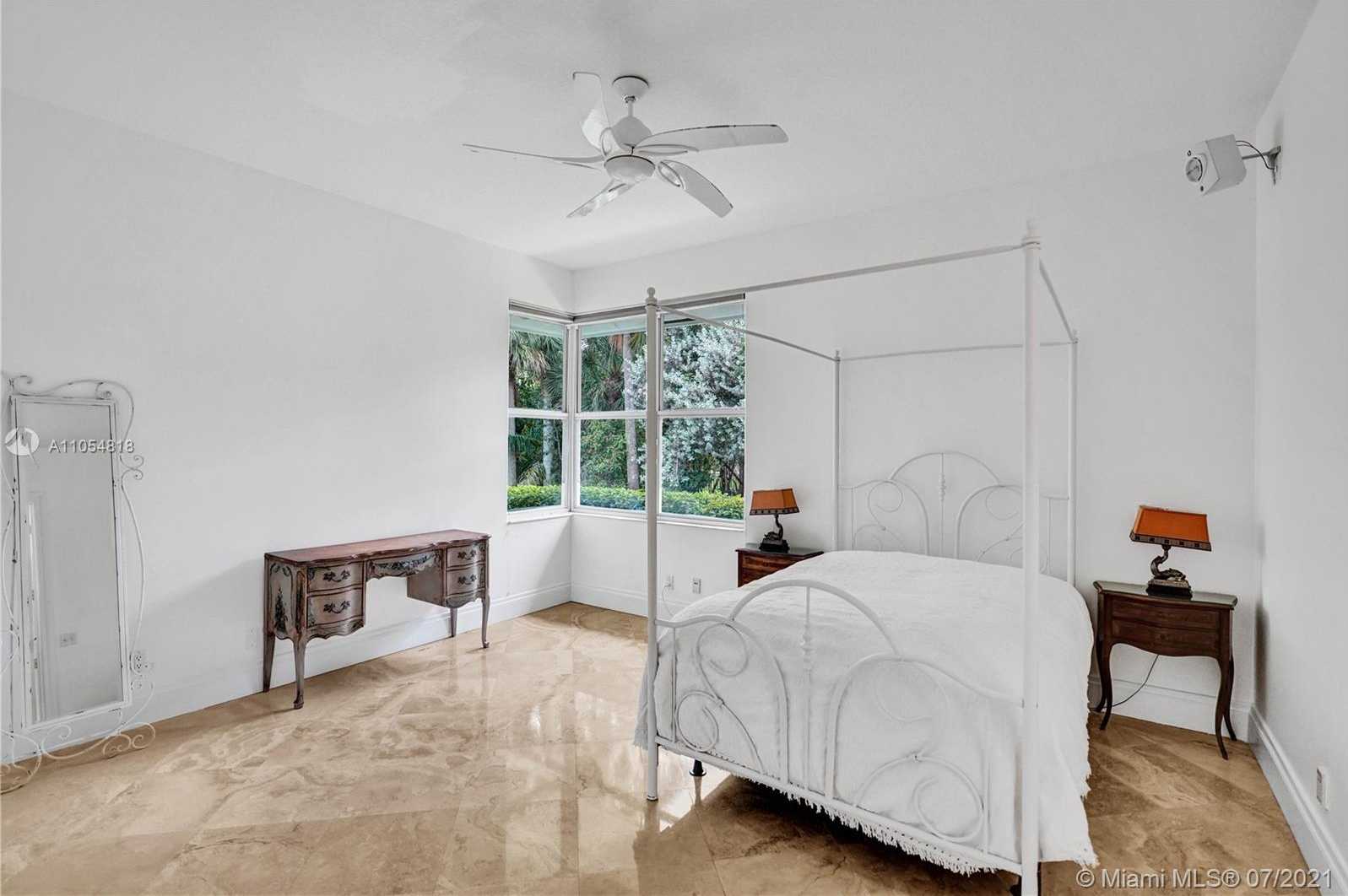 Small Image of 3205 HUNTER ROAD, Weston Number 41
