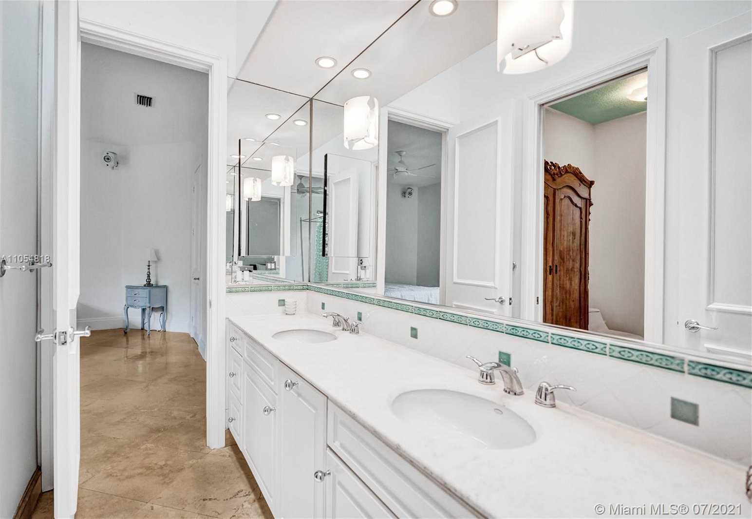 Small Image of 3205 HUNTER ROAD, Weston Number 42