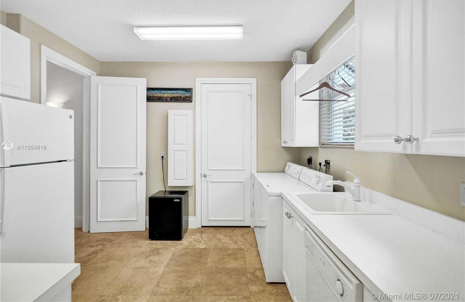 Small Image of 3205 HUNTER ROAD, Weston Number 47