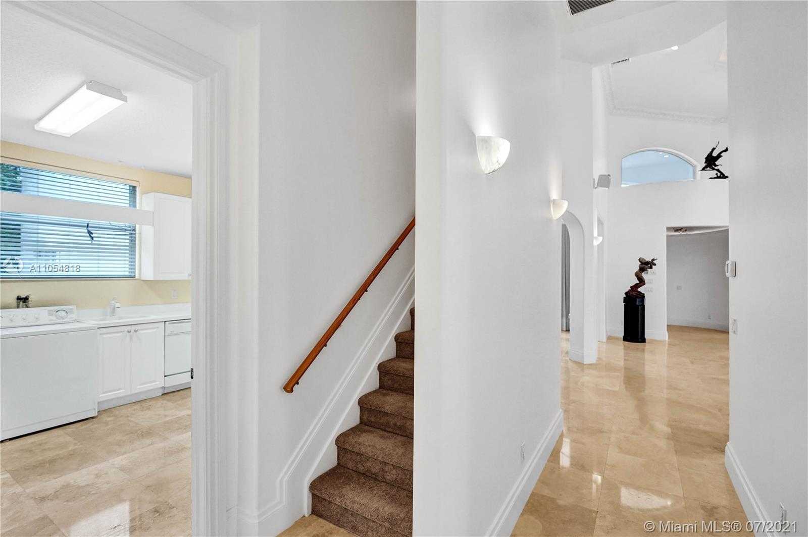 Small Image of 3205 HUNTER ROAD, Weston Number 48