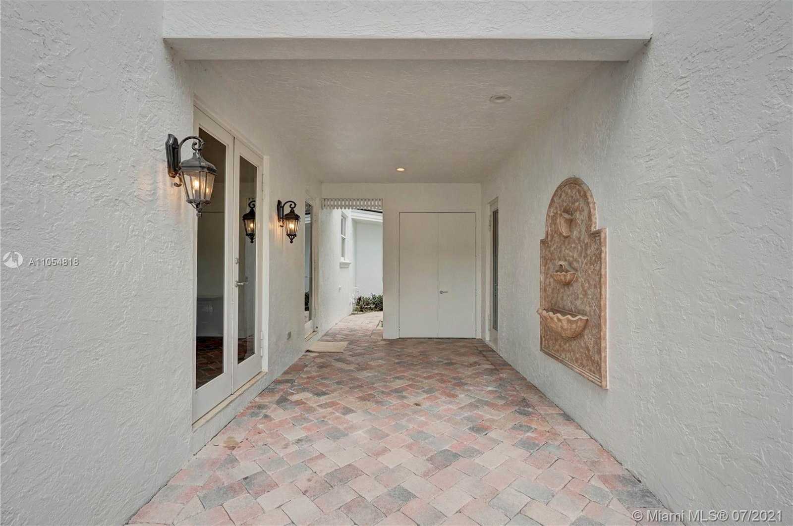 Small Image of 3205 HUNTER ROAD, Weston Number 7