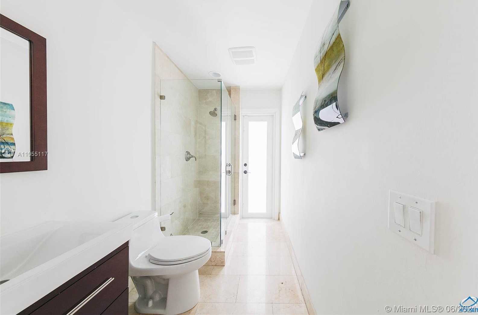 Small Image of 5940 SOUTH WEST 79 ST, South Miami Number 18