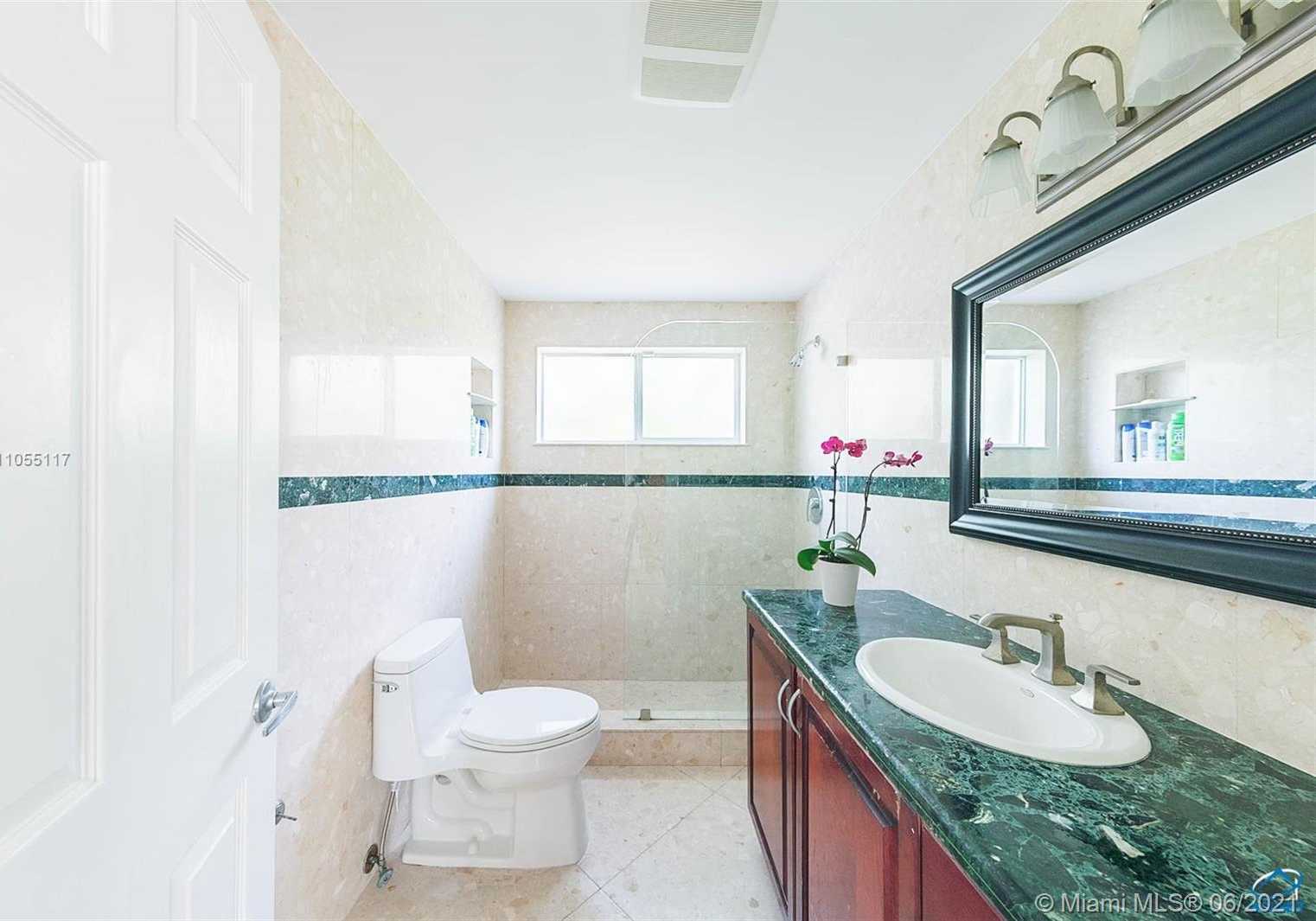 Small Image of 5940 SOUTH WEST 79 ST, South Miami Number 23