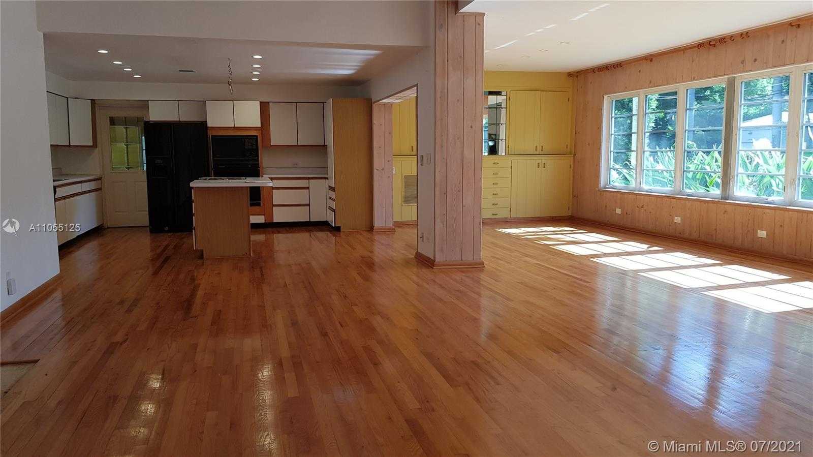 Small Image of 238 E San Marino Dr, Miami Beach, FL 33139, USA Number 11