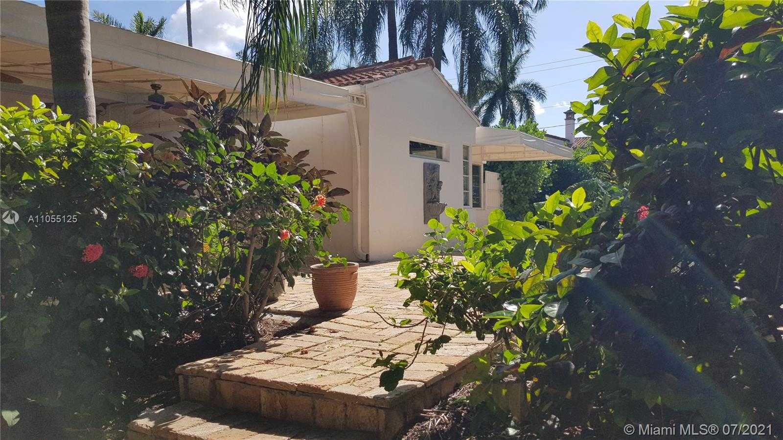 Small Image of 238 E San Marino Dr, Miami Beach, FL 33139, USA Number 26