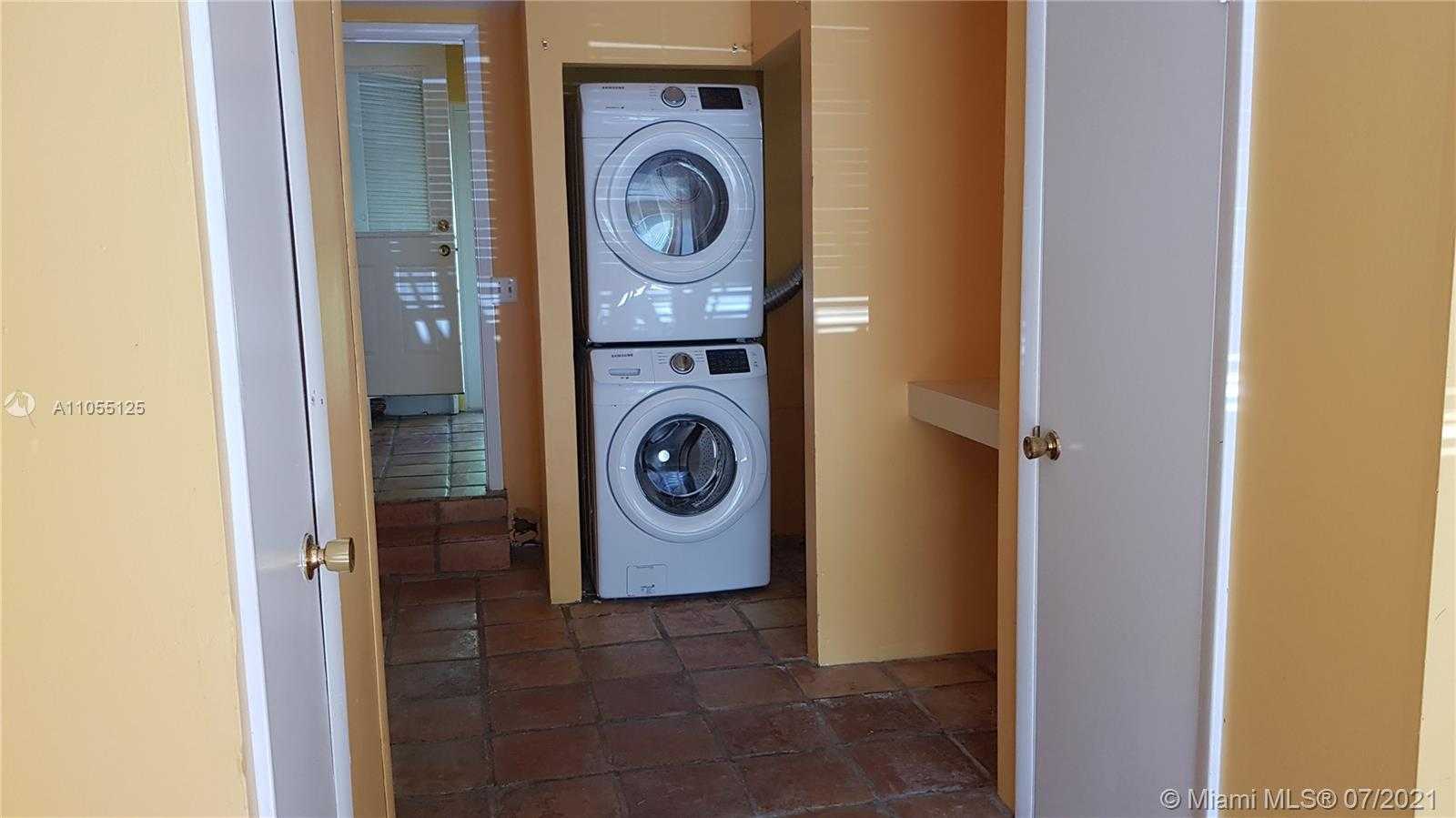 Small Image of 238 E San Marino Dr, Miami Beach, FL 33139, USA Number 32