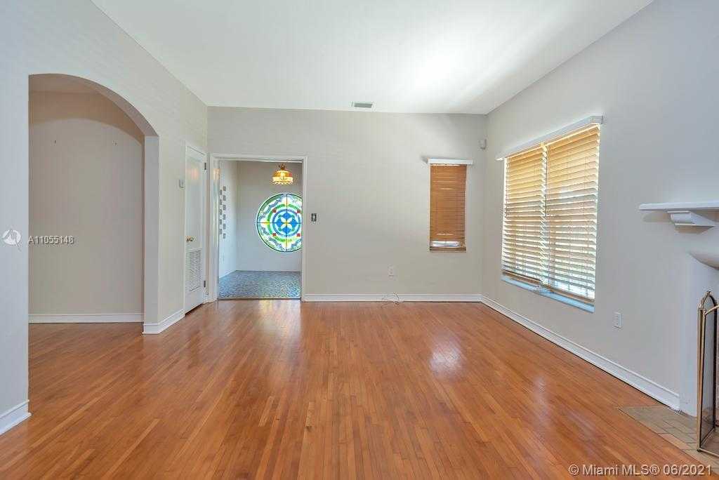 Small Image of 2500 SOUTH WEST 20TH ST, Miami Number 10