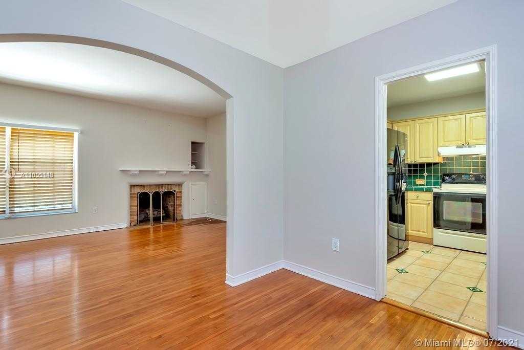 Small Image of 2500 SOUTH WEST 20TH ST, Miami Number 13