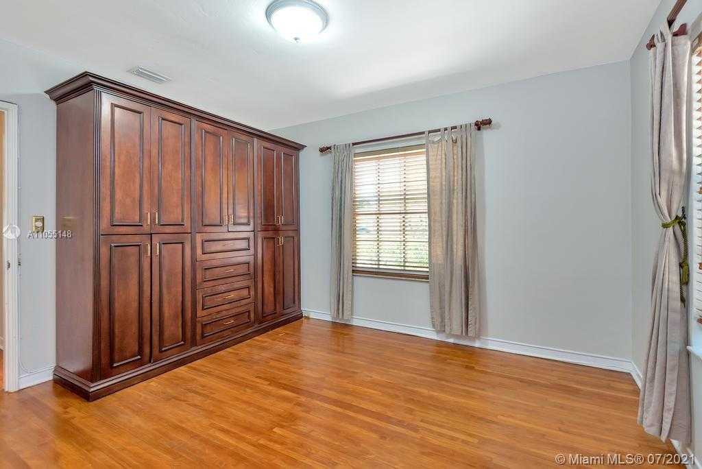 Small Image of 2500 SOUTH WEST 20TH ST, Miami Number 17