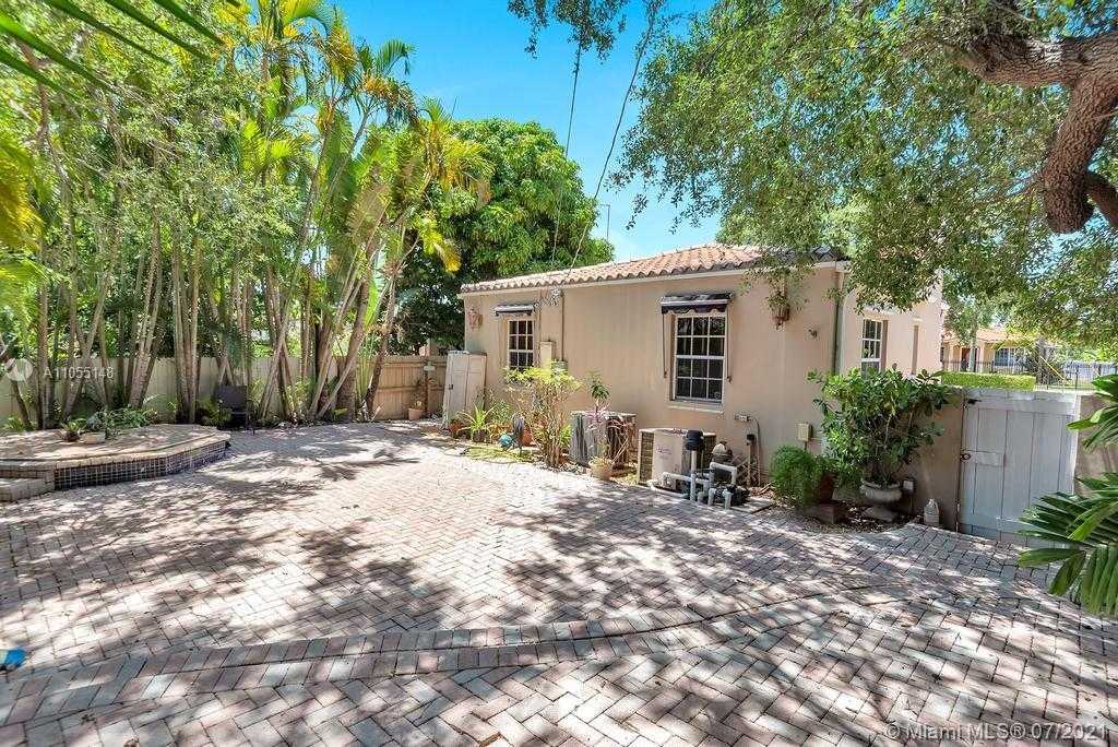 Small Image of 2500 SOUTH WEST 20TH ST, Miami Number 19