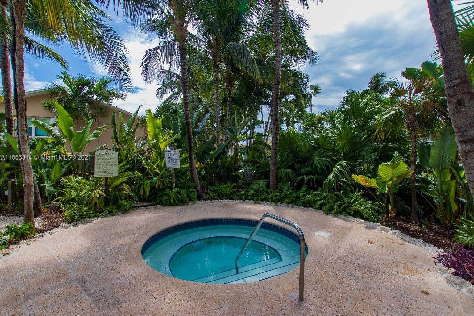 Small Image of 81801 OVERSEAS HWY, Islamorada Number 16