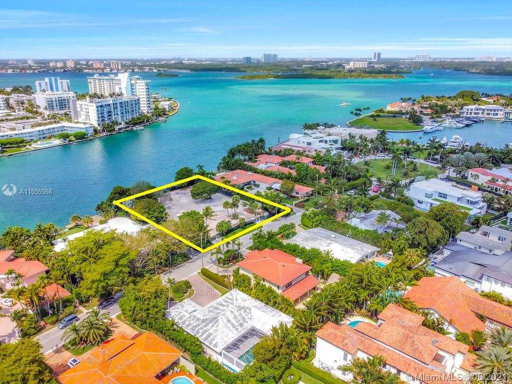 Small Image of 148 BAL BAY DR, Bal Harbour Number 4