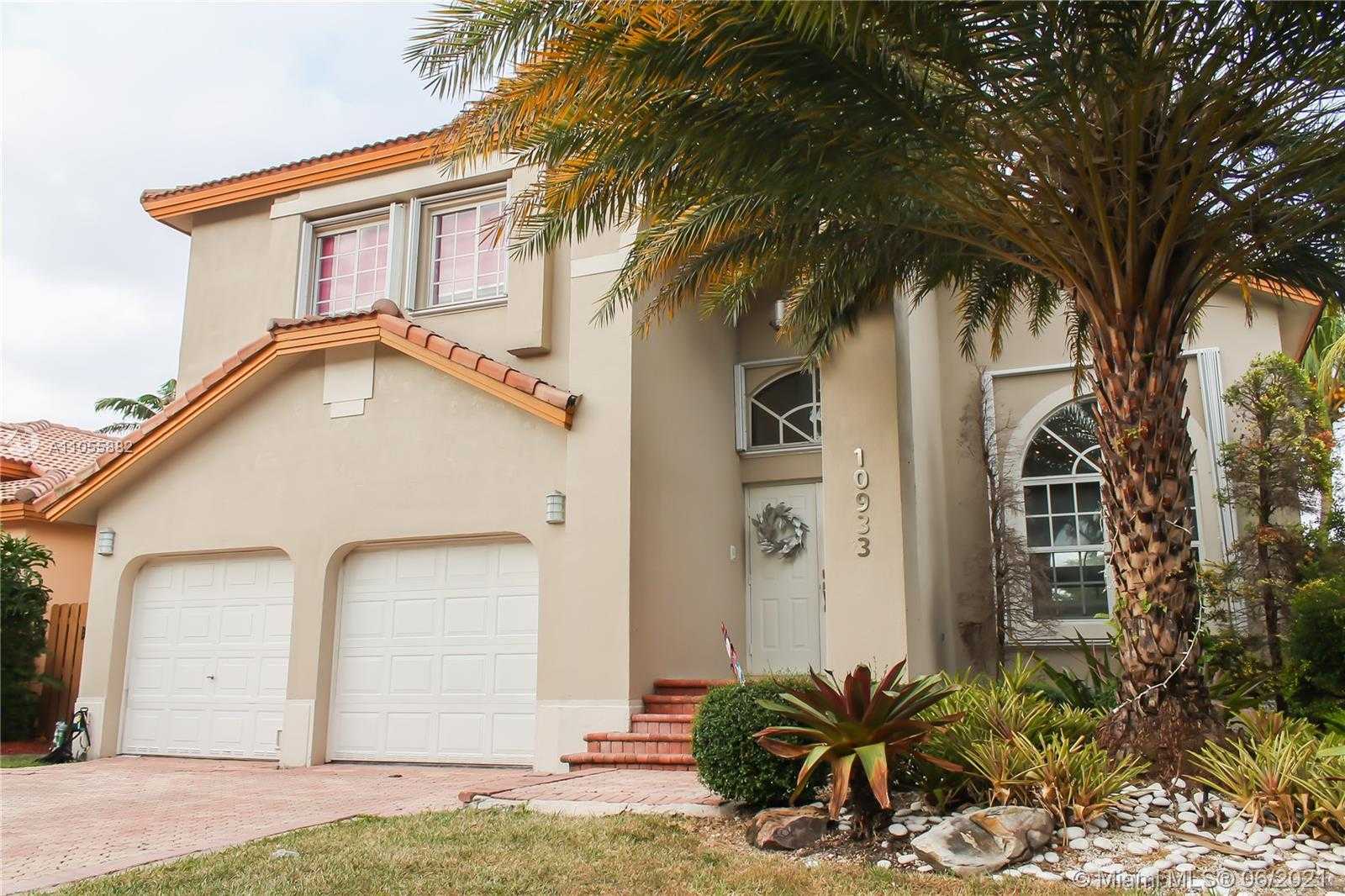 Small Image of 10933 NORTH WEST 59TH ST, Doral Number 14