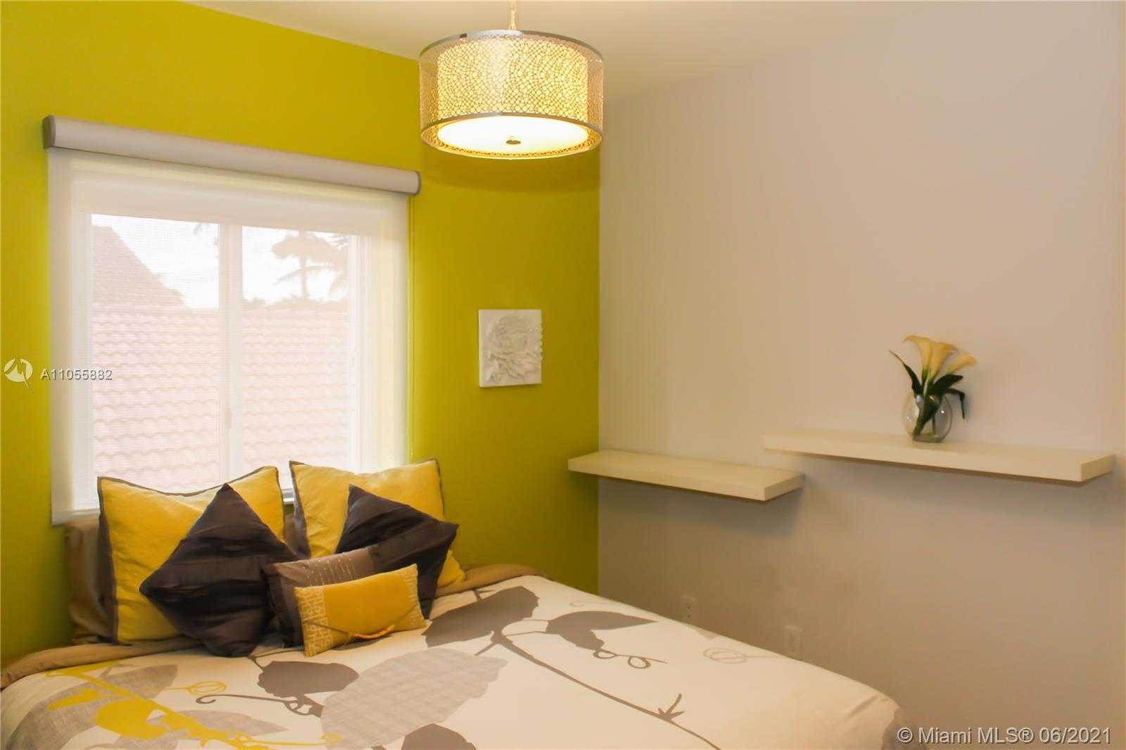 Small Image of 10933 NORTH WEST 59TH ST, Doral Number 16