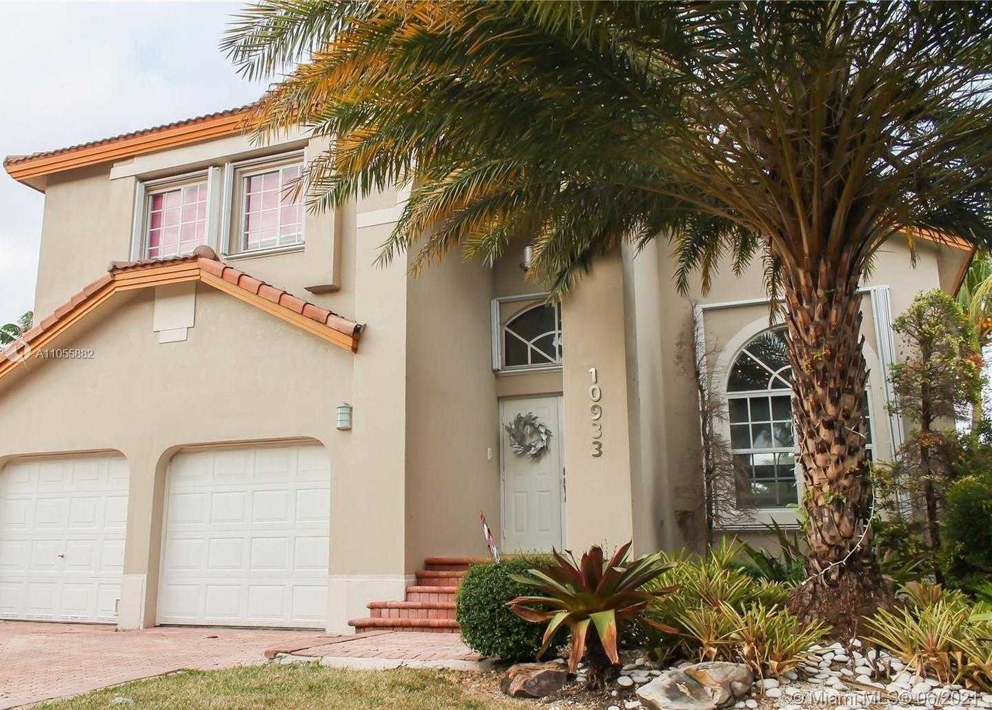 Small Image of 10933 NORTH WEST 59TH ST, Doral Number 2